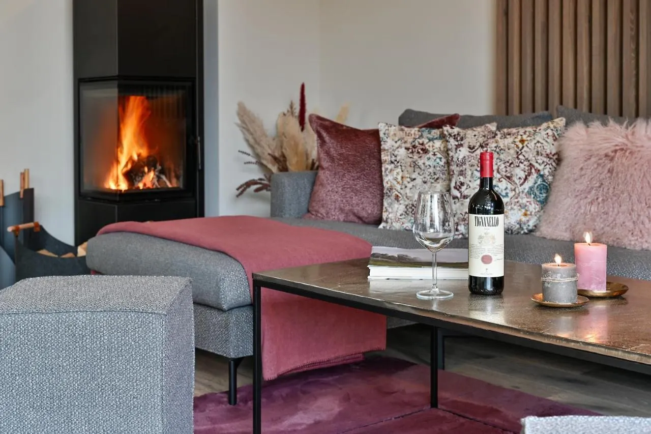 Boutique Chalets Alpi - Private Sauna & Cinema Garmisch-Partenkirchen Germania