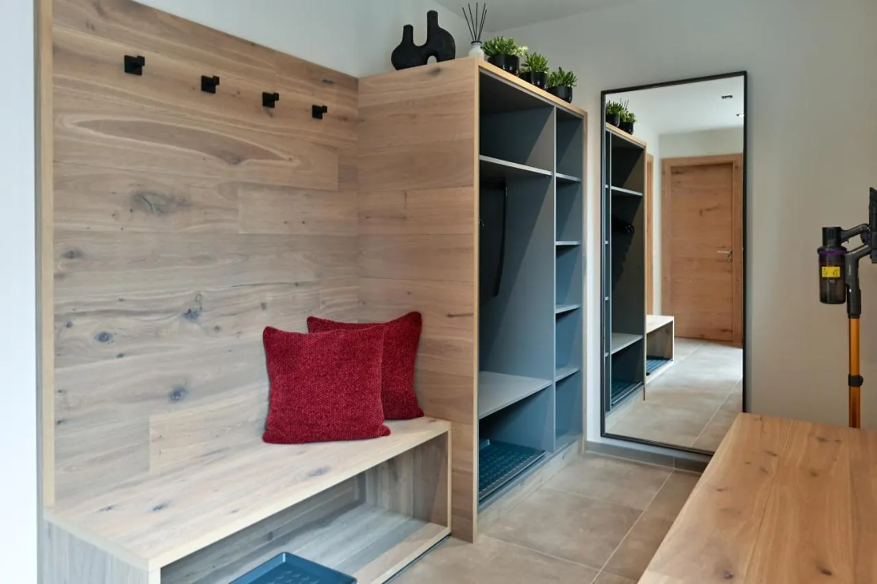 Boutique Chalets Alpi - Private Sauna & Cinema Garmisch-Partenkirchen Casa vacanze