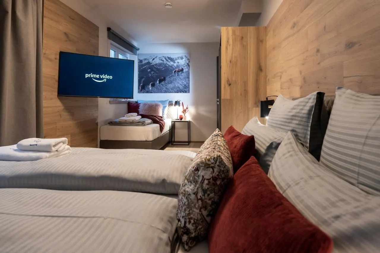 Boutique Chalets Alpi - Private Sauna & Cinema Garmisch-Partenkirchen