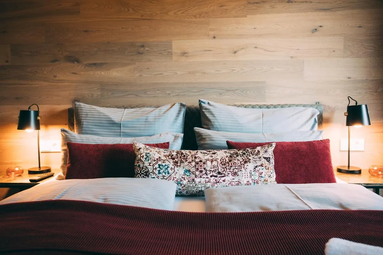 Boutique Chalets Alpi - Private Sauna & Cinema Garmisch-Partenkirchen